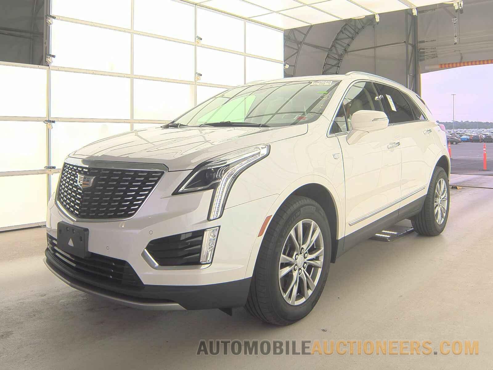 1GYKNDR49MZ220739 Cadillac XT5 2021