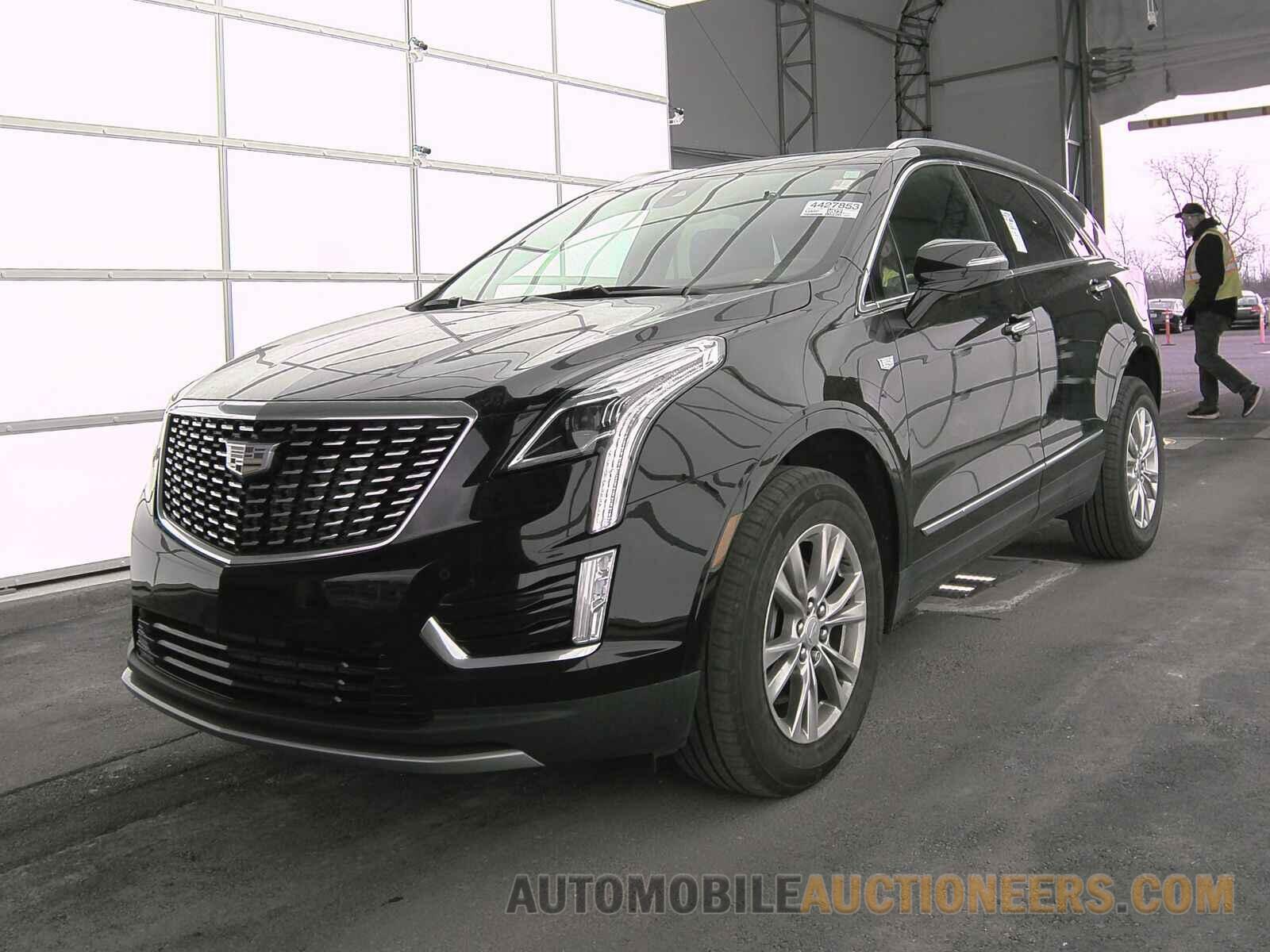 1GYKNDRS7LZ172140 Cadillac XT5 2020