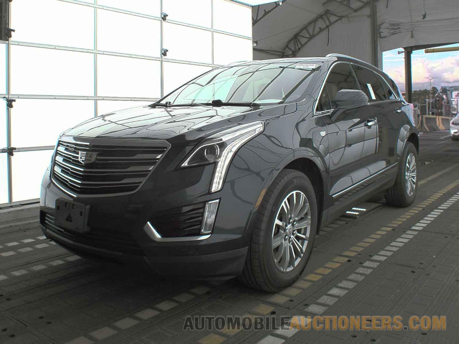 1GYKNDRSXJZ136245 Cadillac XT5 2018