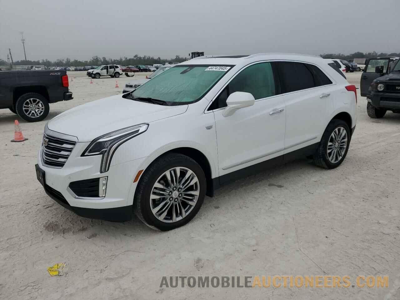 1GYKNERS0HZ248570 CADILLAC XT5 2017