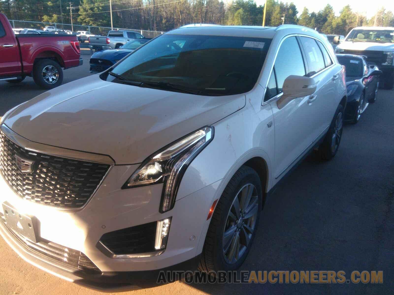 1GYKNFRS1NZ144235 Cadillac XT5 2022