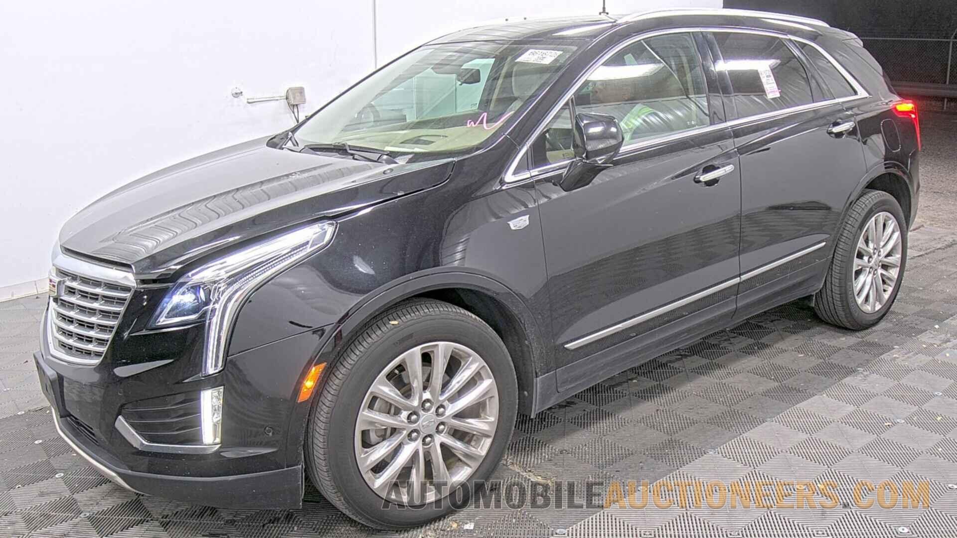 1GYKNFRS2HZ303882 Cadillac XT5 2017