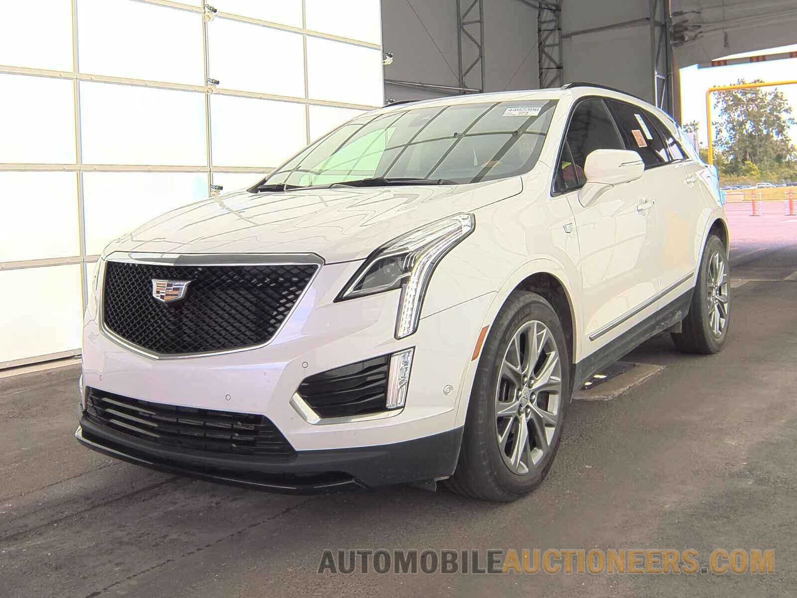 1GYKNGRS0MZ200623 Cadillac XT5 S 2021