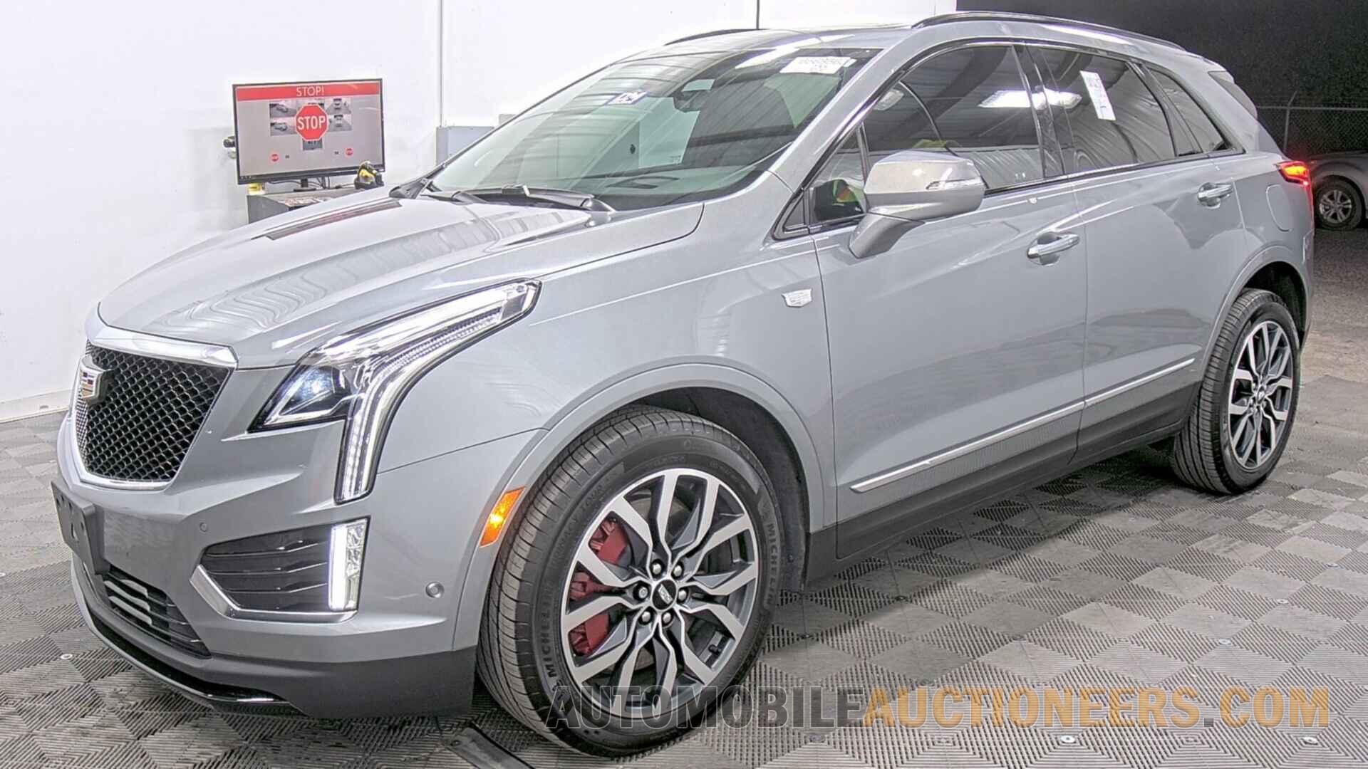 1GYKNHRS8PZ151441 Cadillac XT5 2023