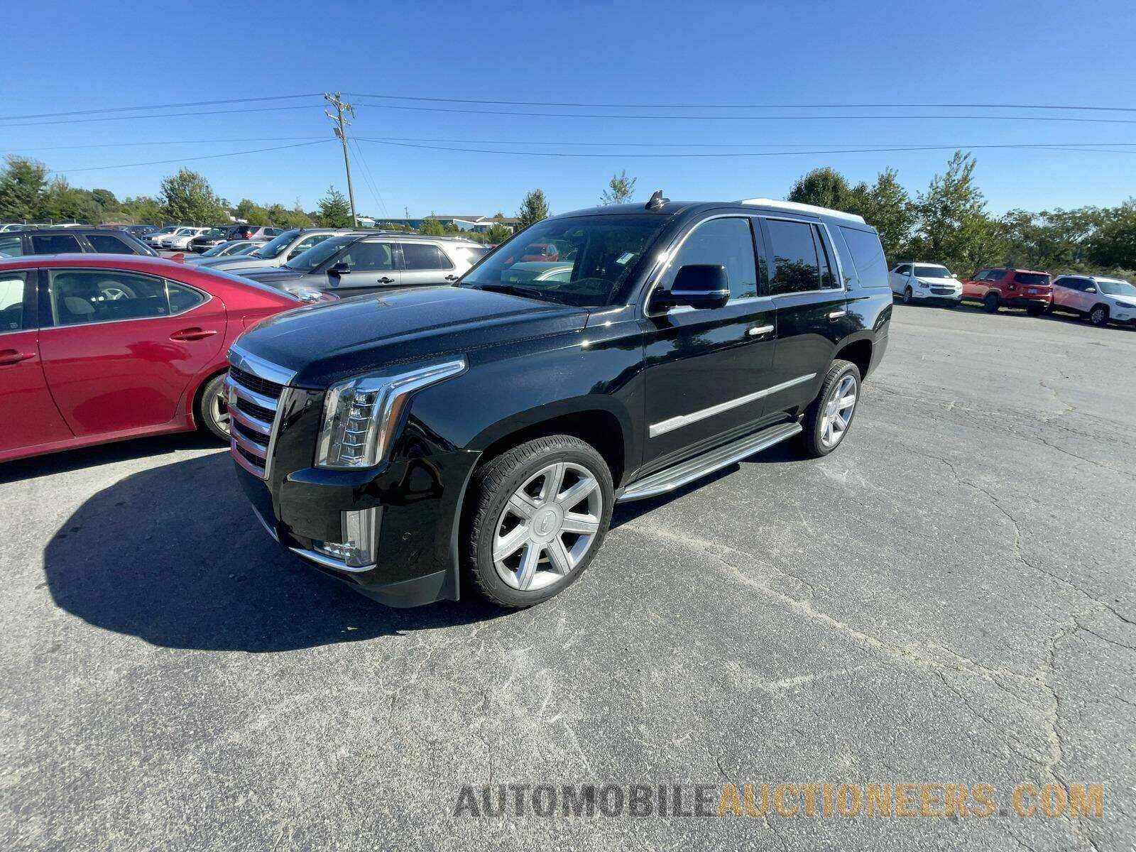 1GYS3BKJ2JR318274 Cadillac Escalade 2018