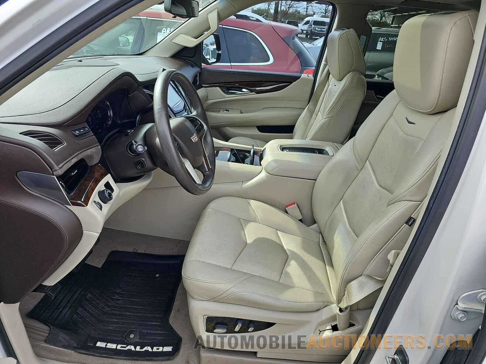 1GYS3BKJ6HR256470 Cadillac Escalade 2017