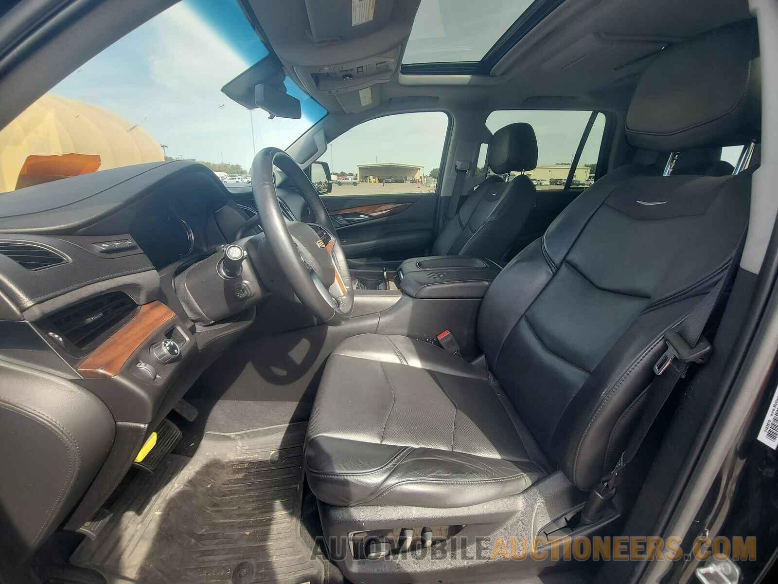 1GYS3BKJ9JR131727 Cadillac Escalade 2018