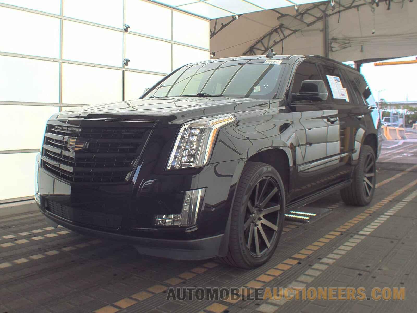 1GYS3DKJ8JR381617 Cadillac Escalade 2018