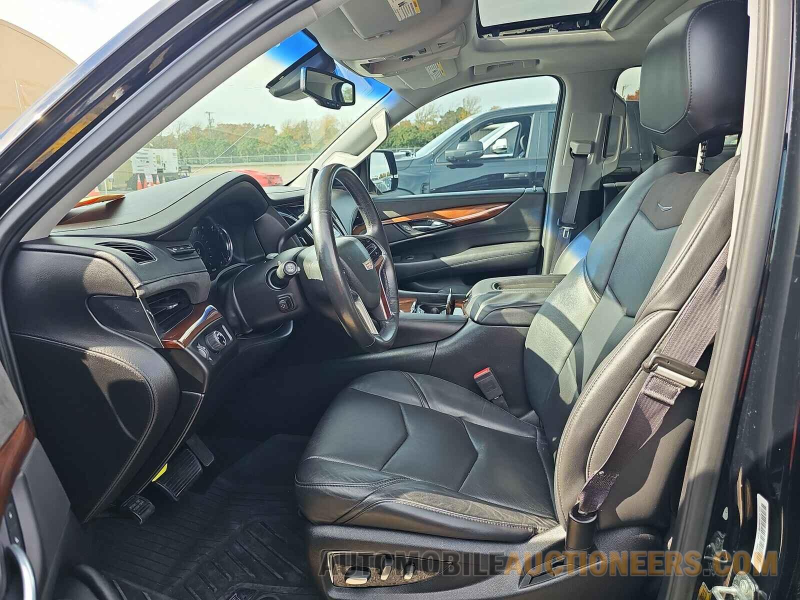 1GYS3HKJ6GR116811 Cadillac Escalade ESV 2016