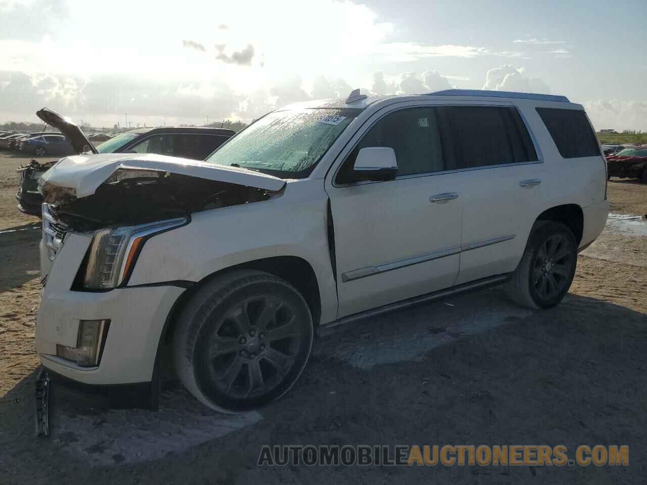 1GYS3NKJ9FR553120 CADILLAC ESCALADE 2015