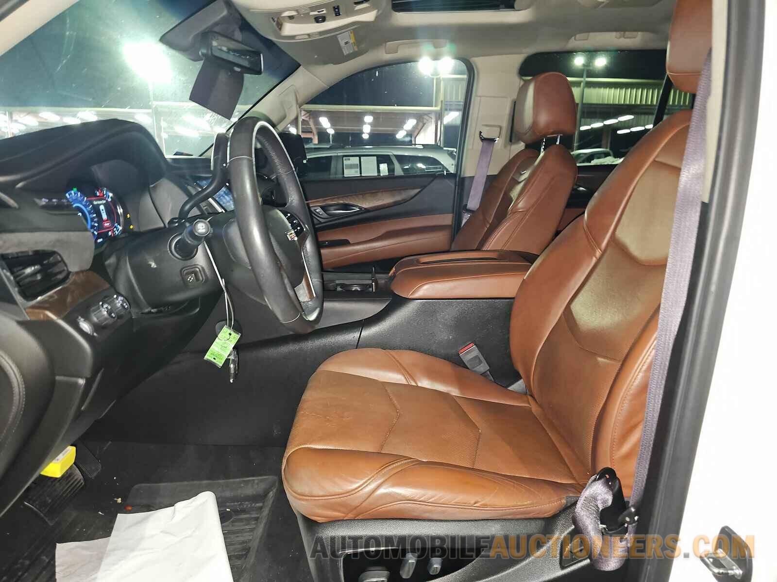 1GYS4CKJ5HR276552 Cadillac Escalade 2017