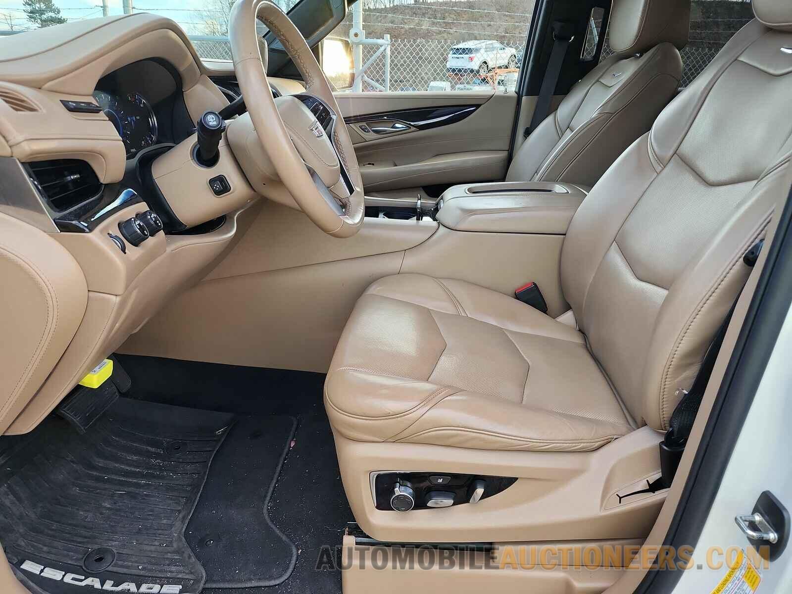 1GYS4DKJXJR243137 Cadillac Escalade 2018
