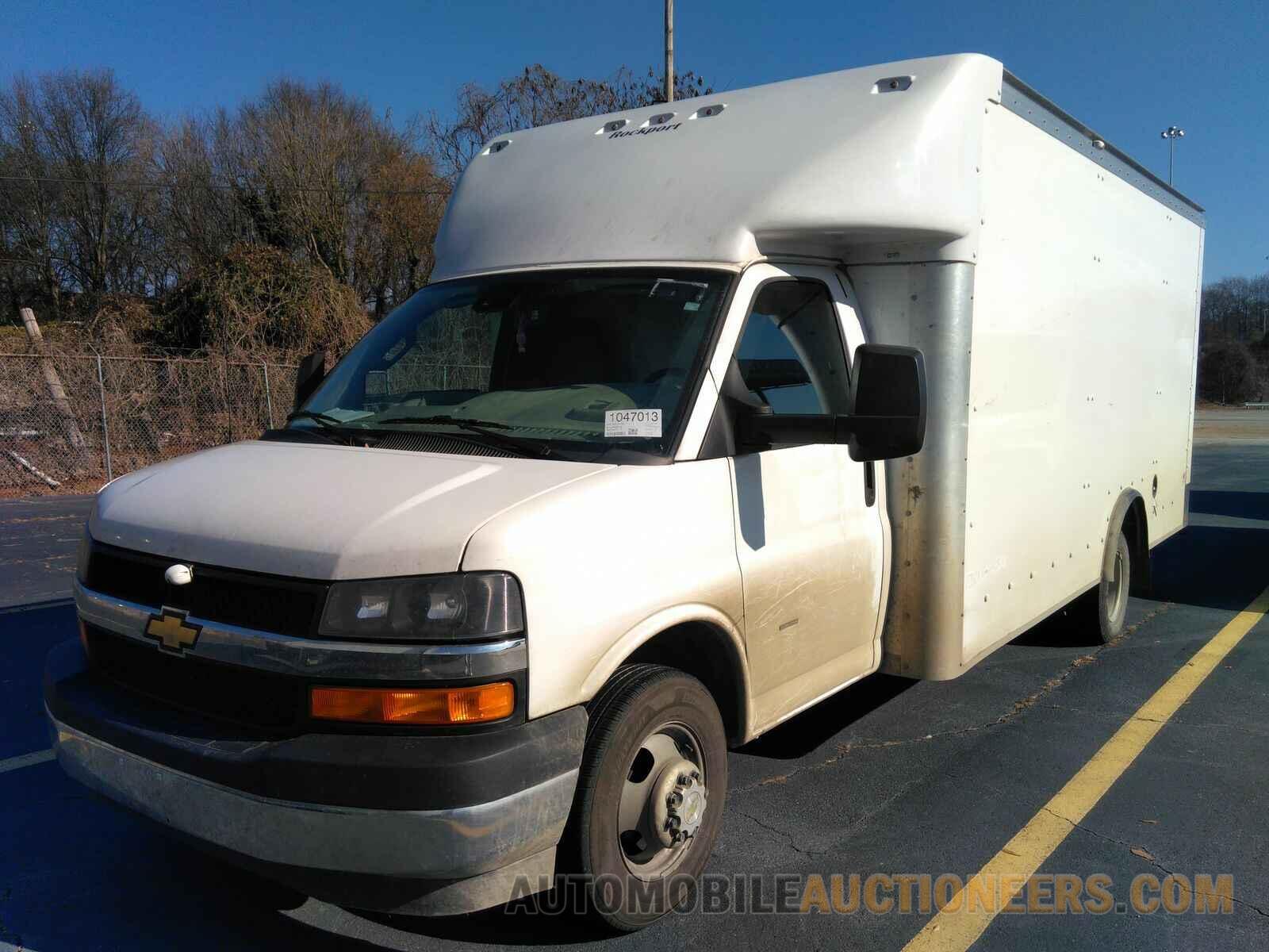 1HA3GTC75NN006708 Chevrolet Express Commercial Cutaway 2022