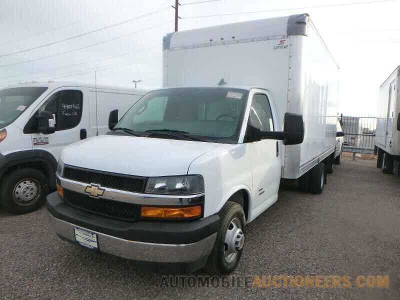 1HA6GVCG4LN005586 Chevrolet Express 2020