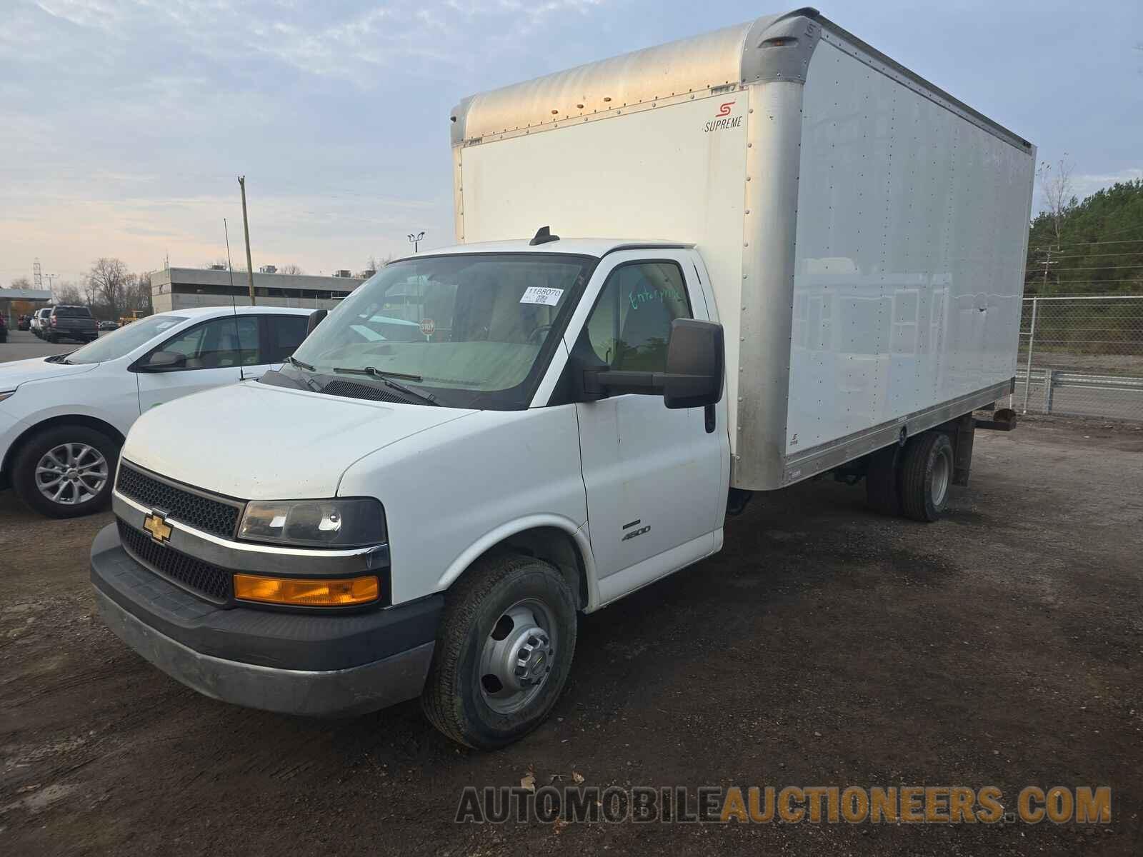 1HA6GVCG9KN013651 Chevrolet Express 2019