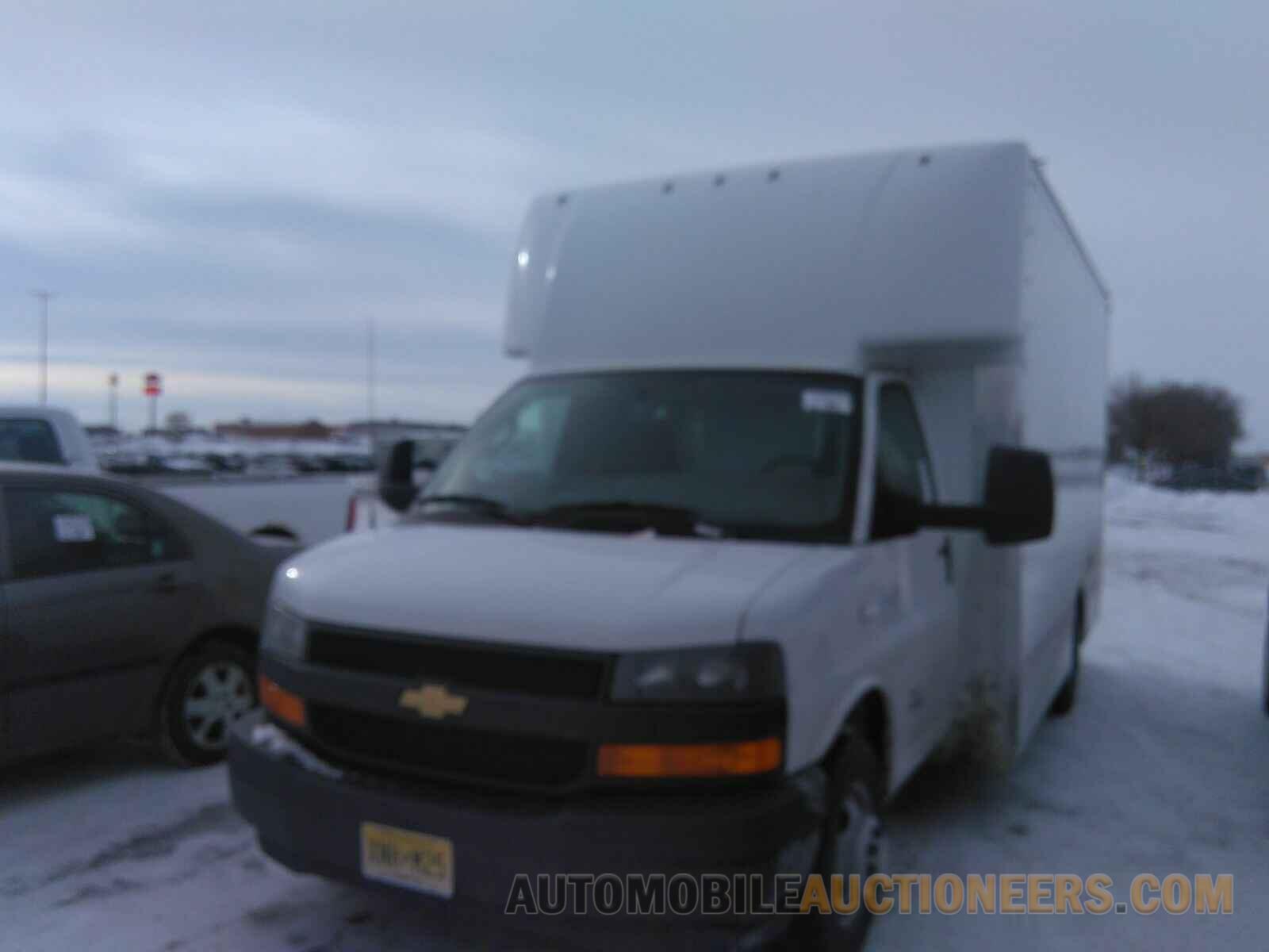 1HA6GVF72PN010884 Chevrolet Express Commercial Cutaway 2023