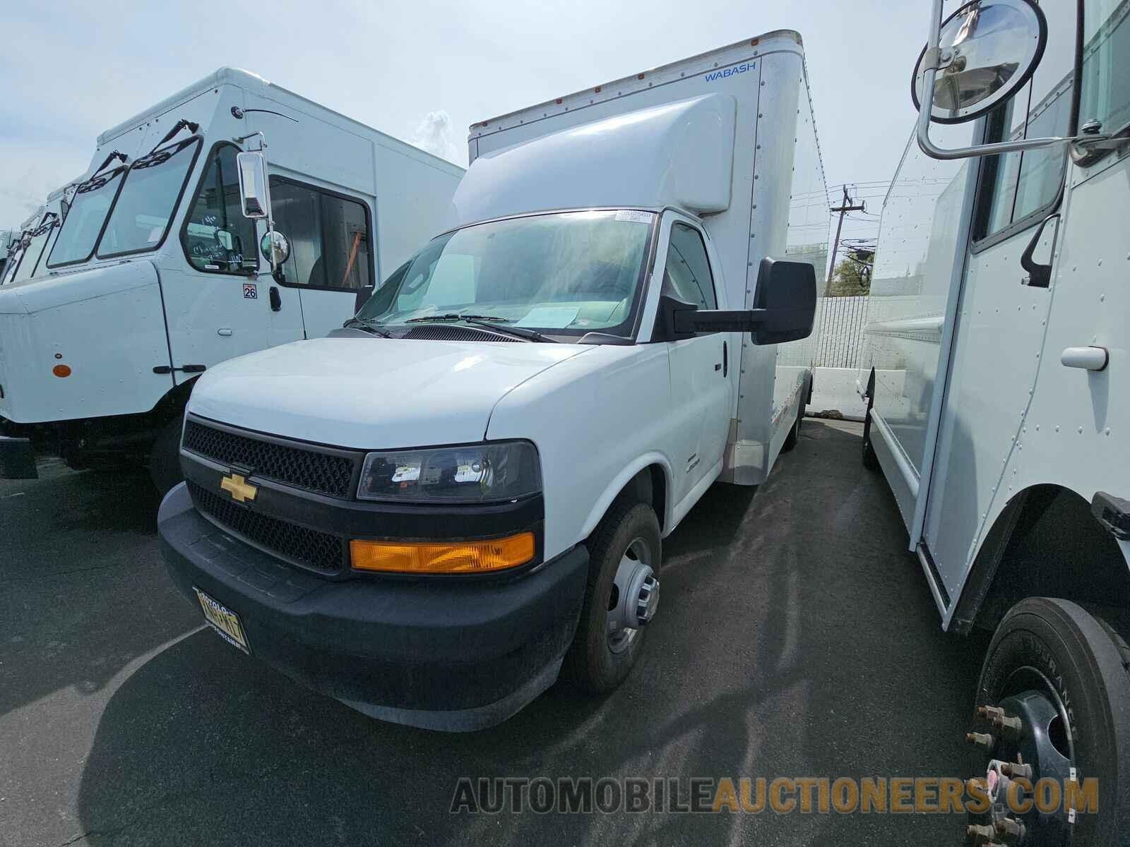 1HA6GVF75PN010619 Chevrolet Express 2023