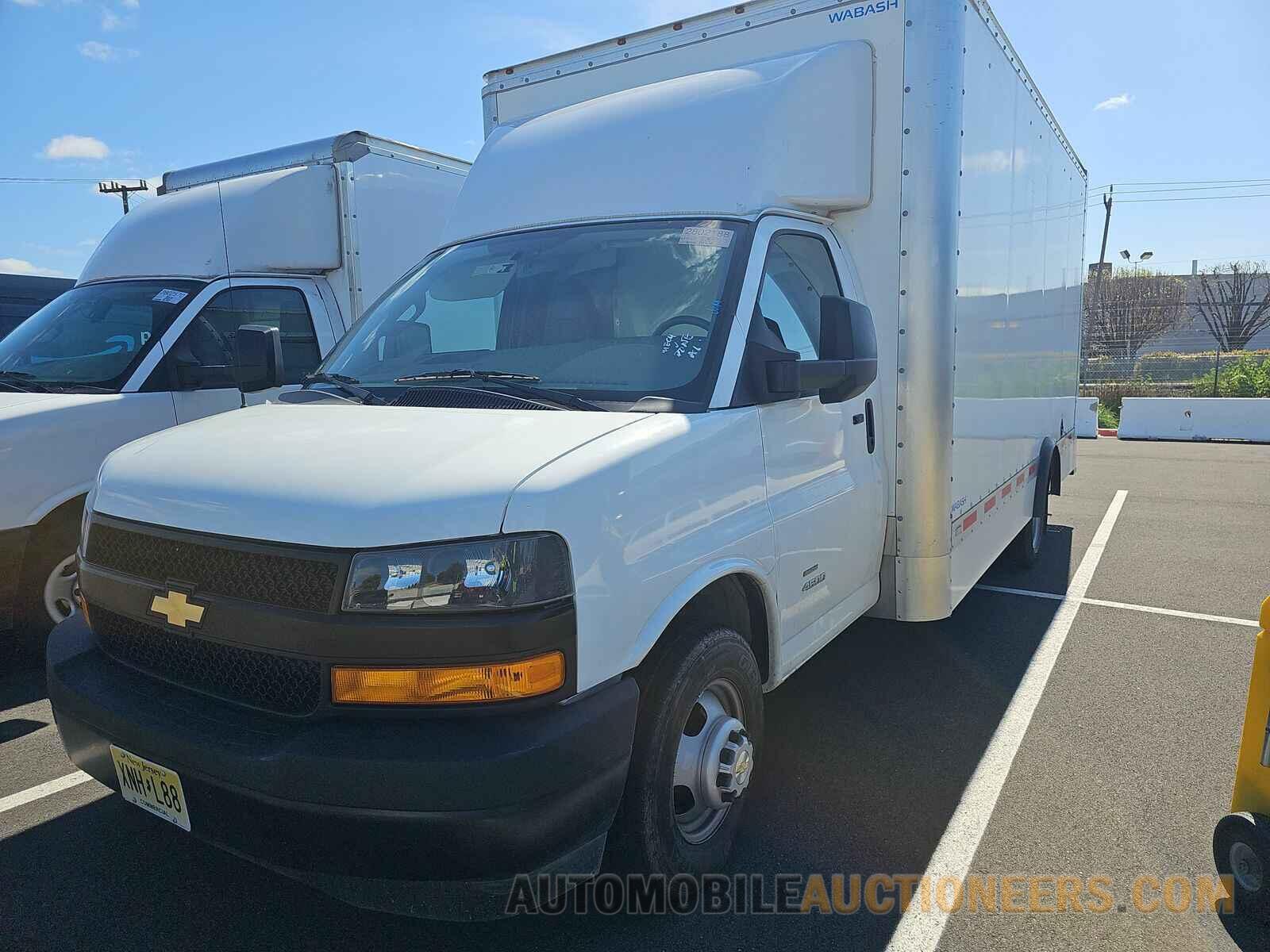 1HA6GVF77PN010637 Chevrolet Express 2023