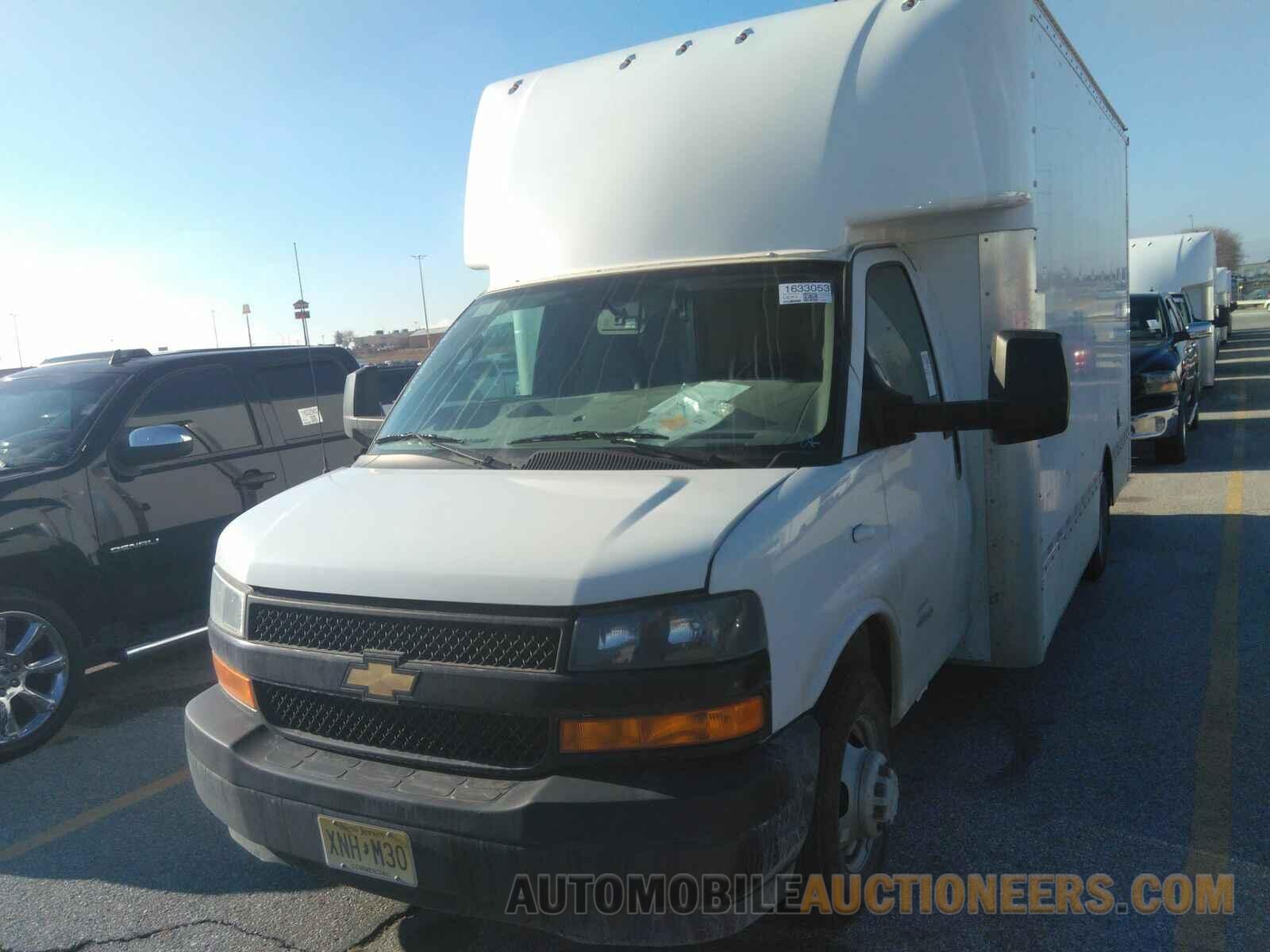 1HA6GVF79PN010915 Chevrolet Express Commercial Cutaway 2023