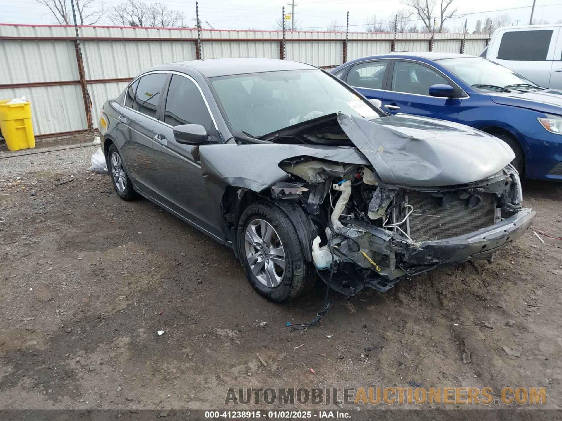 1HGCP2F44CA042461 HONDA ACCORD SDN 2012