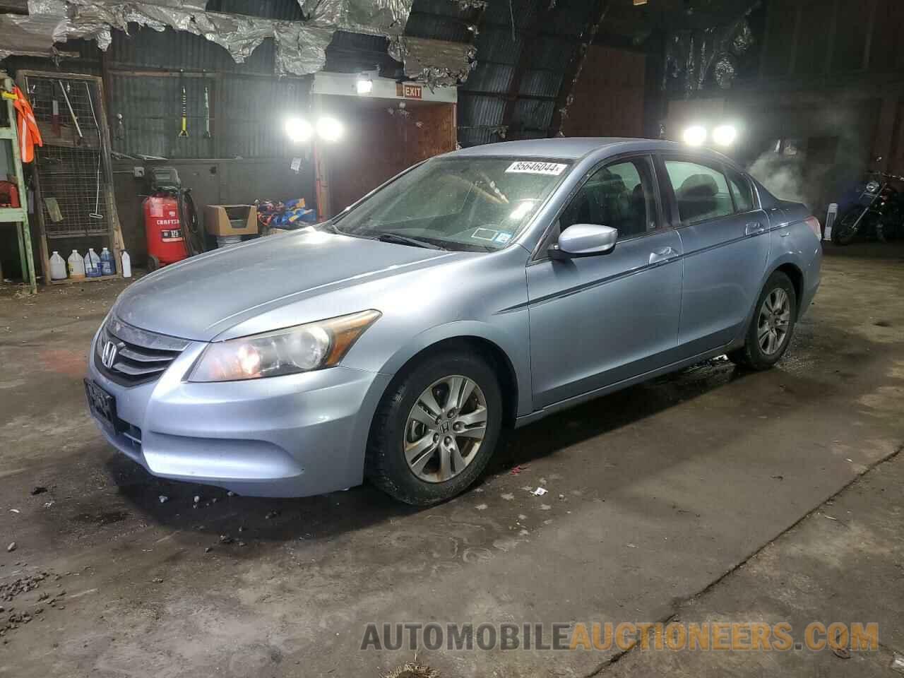 1HGCP2F4XBA092750 HONDA ACCORD 2011