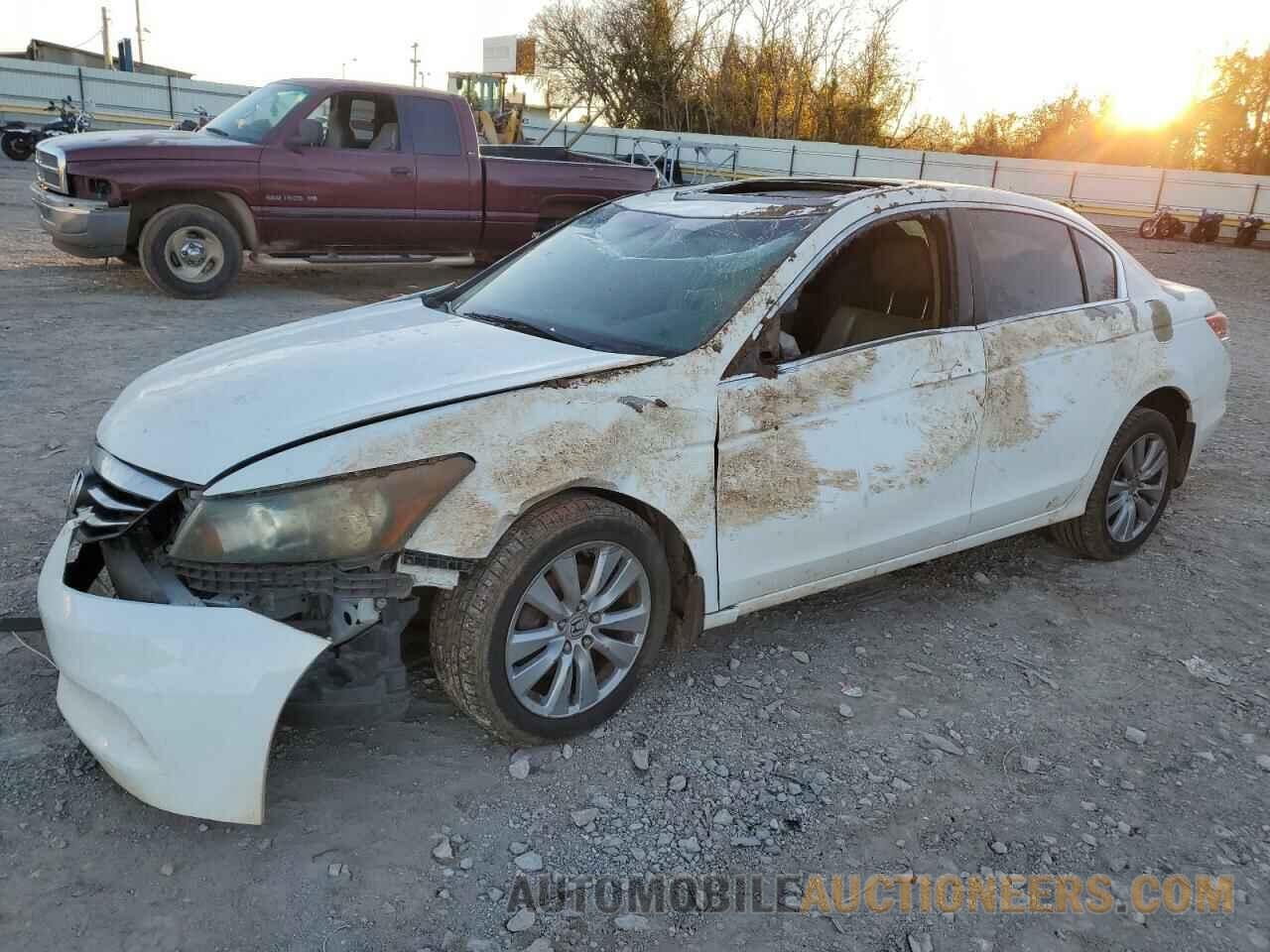 1HGCP2F81BA007930 HONDA ACCORD 2011