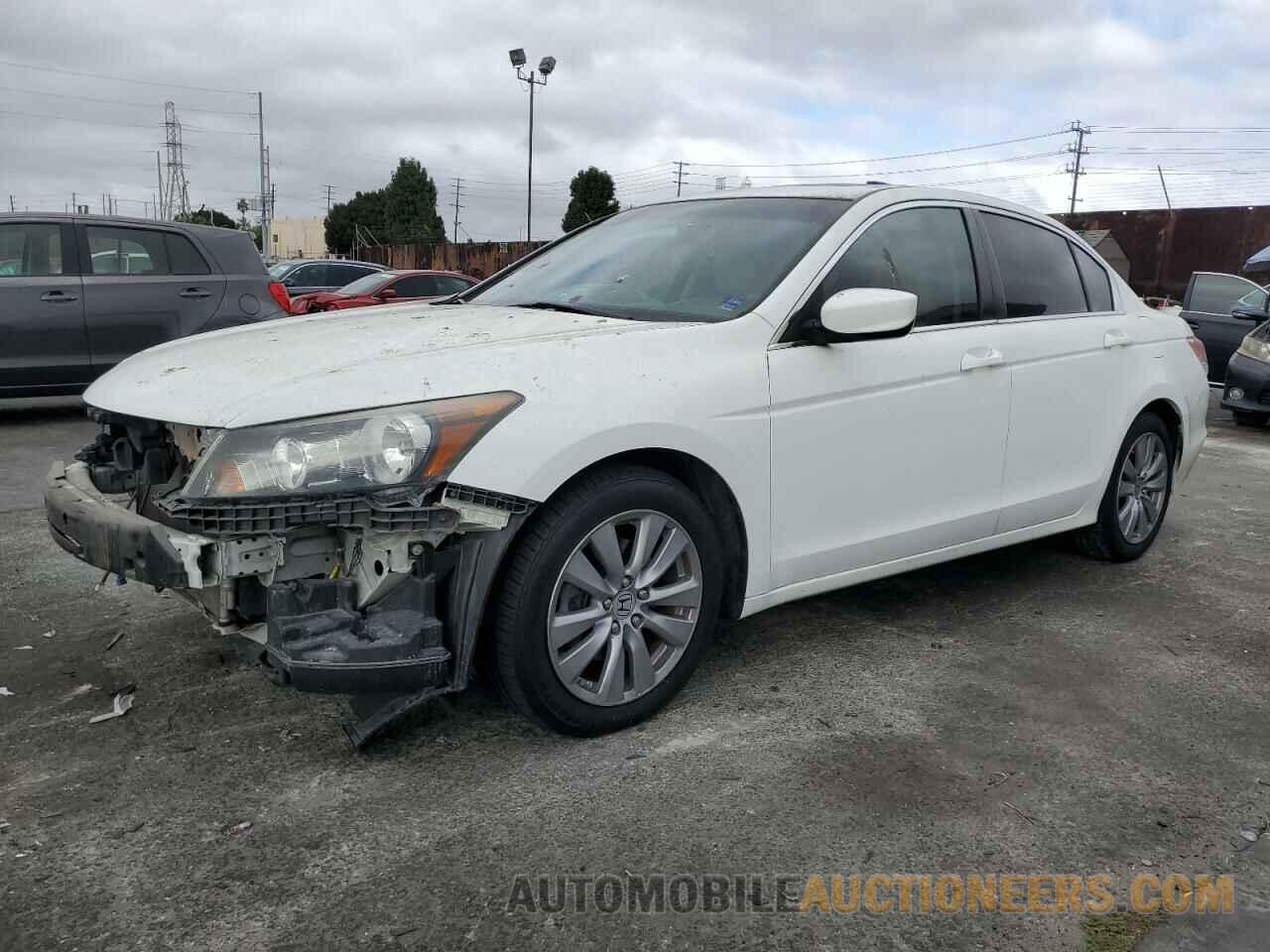 1HGCP2F81BA112242 HONDA ACCORD 2011