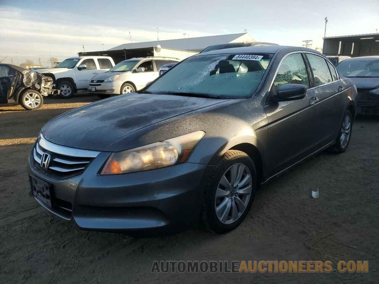 1HGCP2F82BA045215 HONDA ACCORD 2011