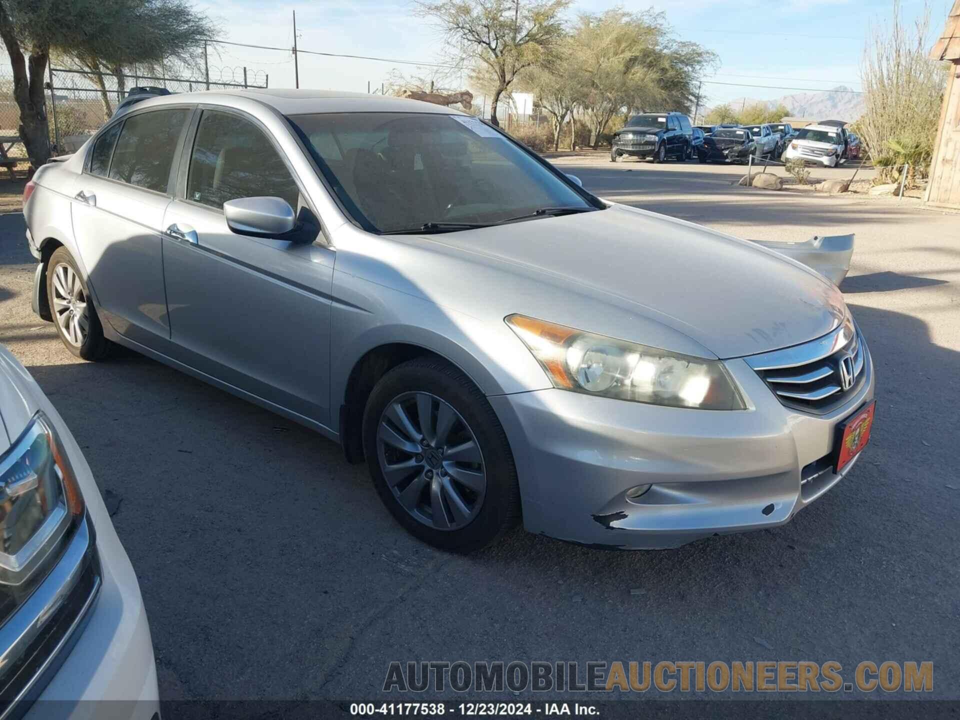 1HGCP3F88CA017247 HONDA ACCORD 2012