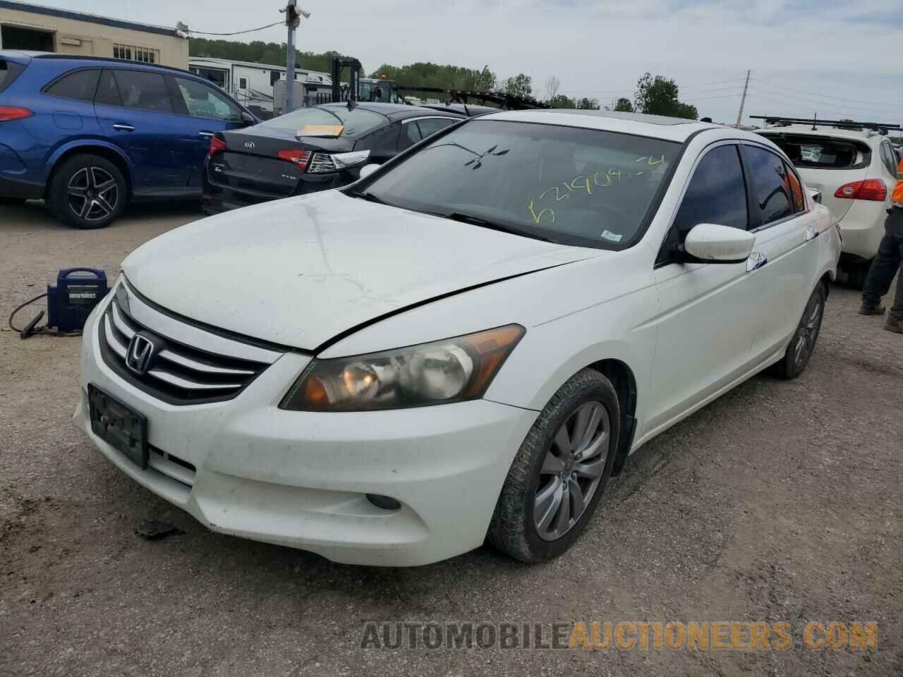 1HGCP3F89CA029097 HONDA ACCORD 2012