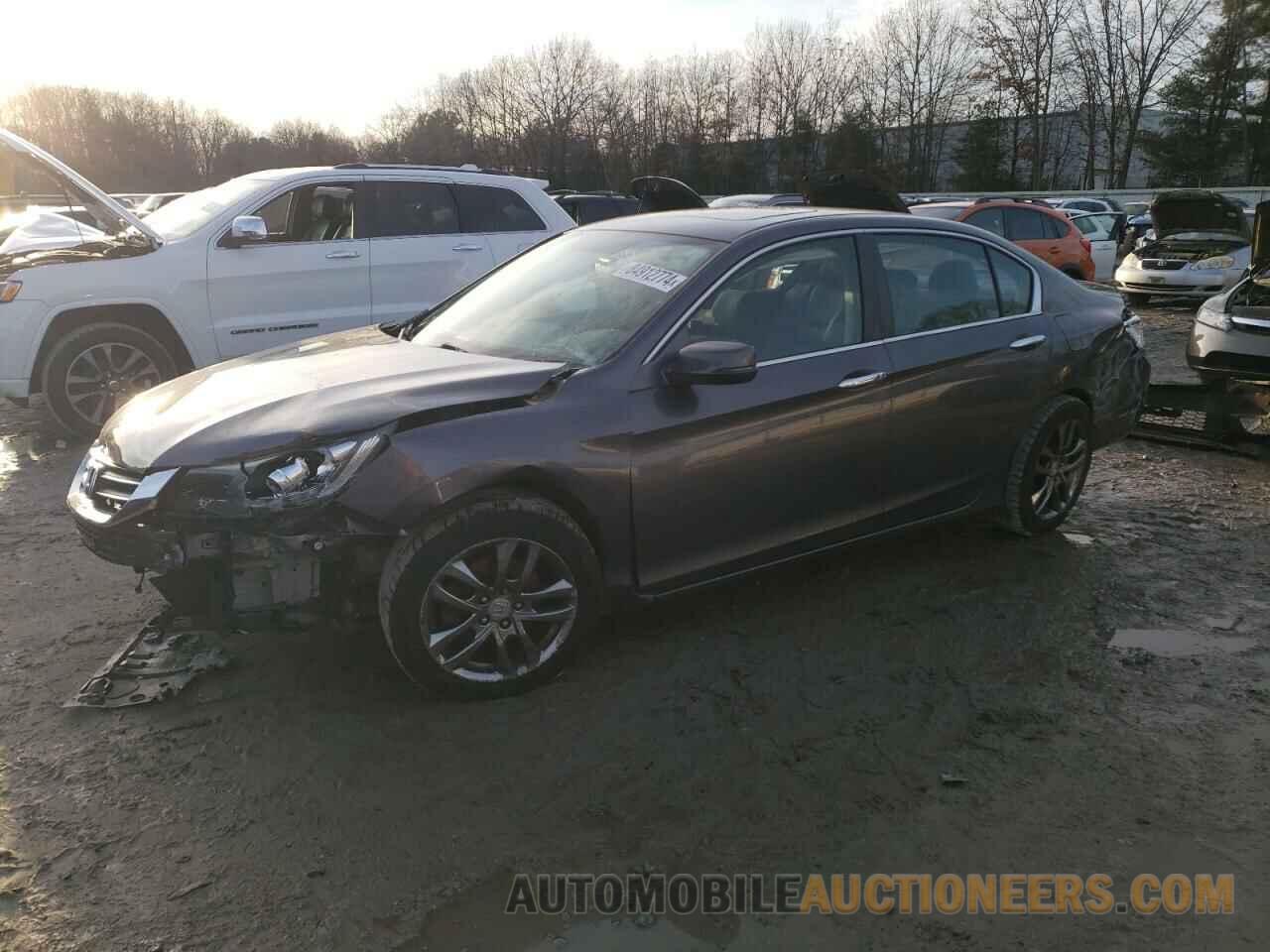 1HGCR2E7XFA130246 HONDA ACCORD 2015