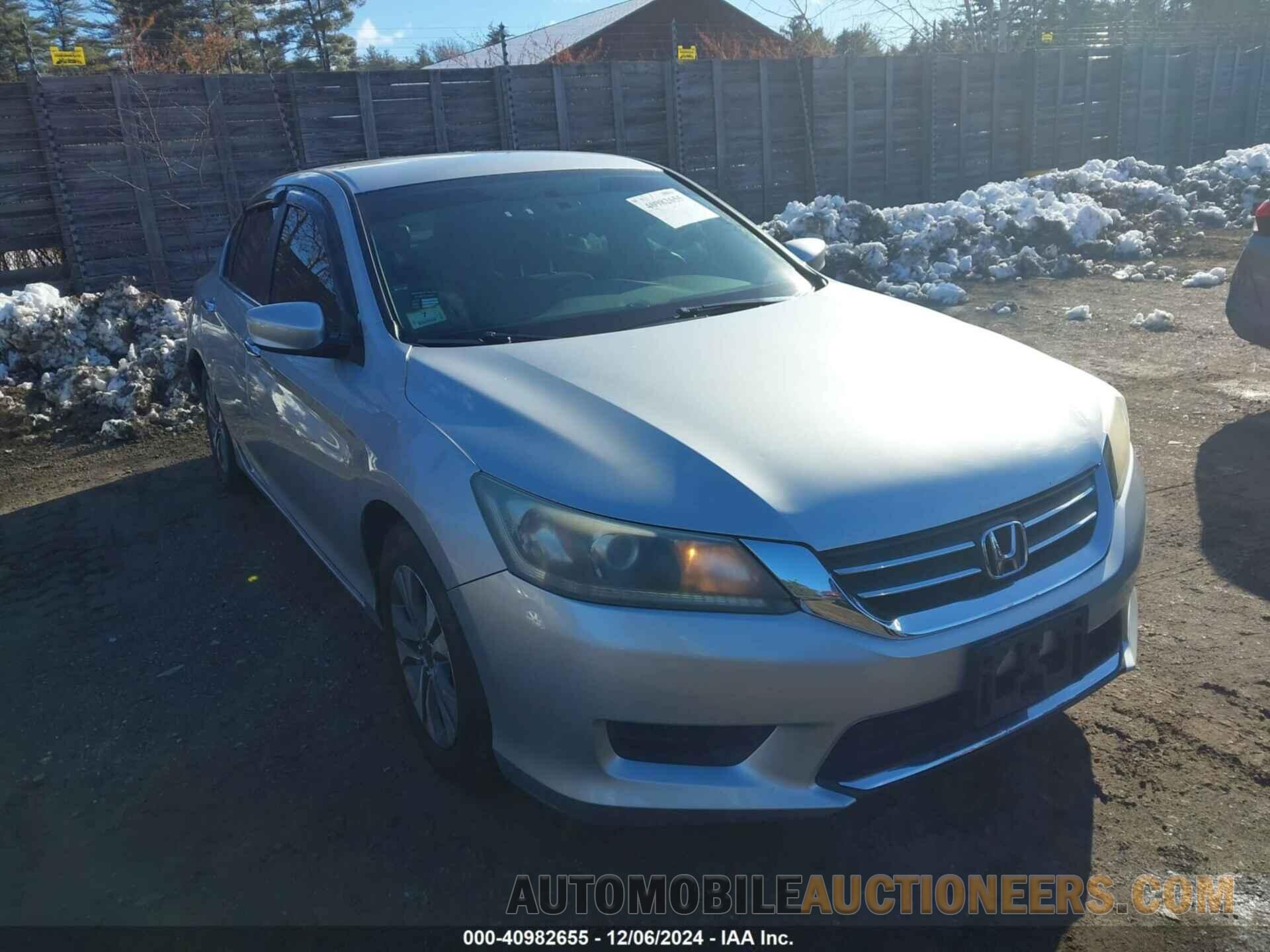 1HGCR2F30DA124786 HONDA ACCORD 2013