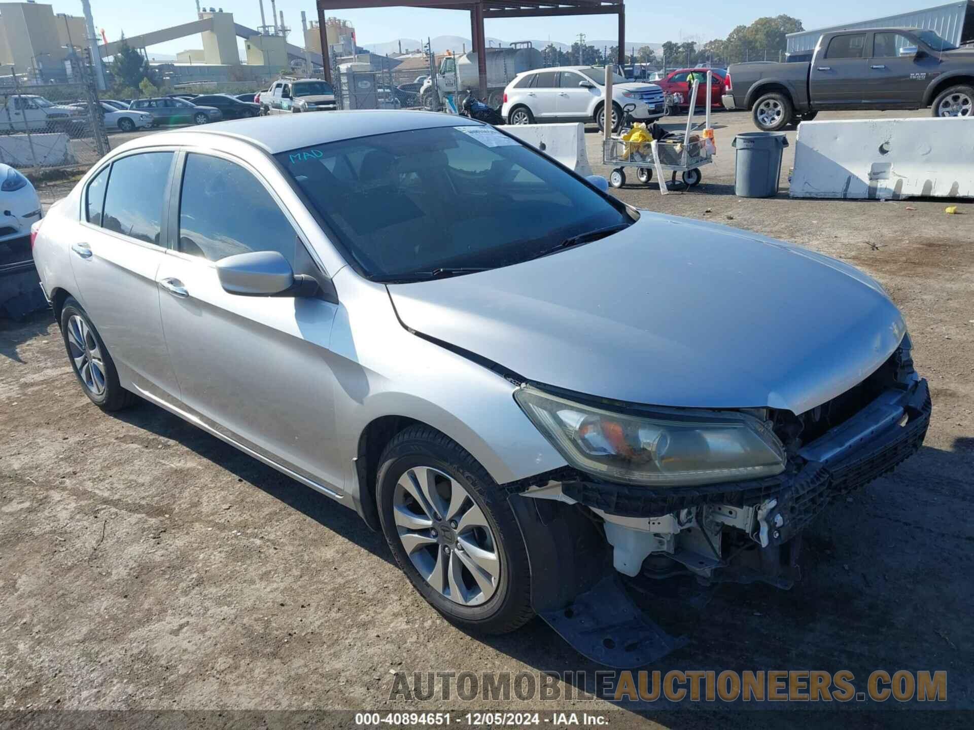 1HGCR2F30DA210728 HONDA ACCORD 2013