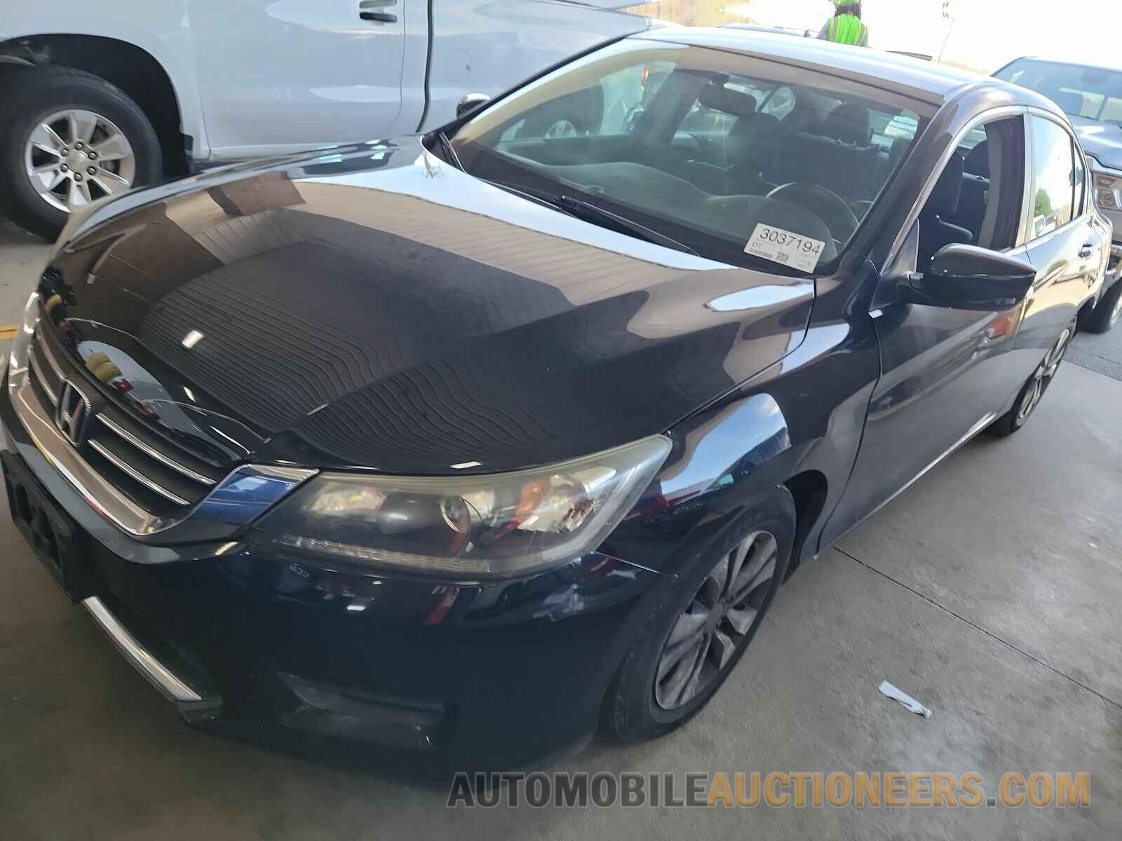 1HGCR2F30FA131563 Honda Accord Sedan 2015