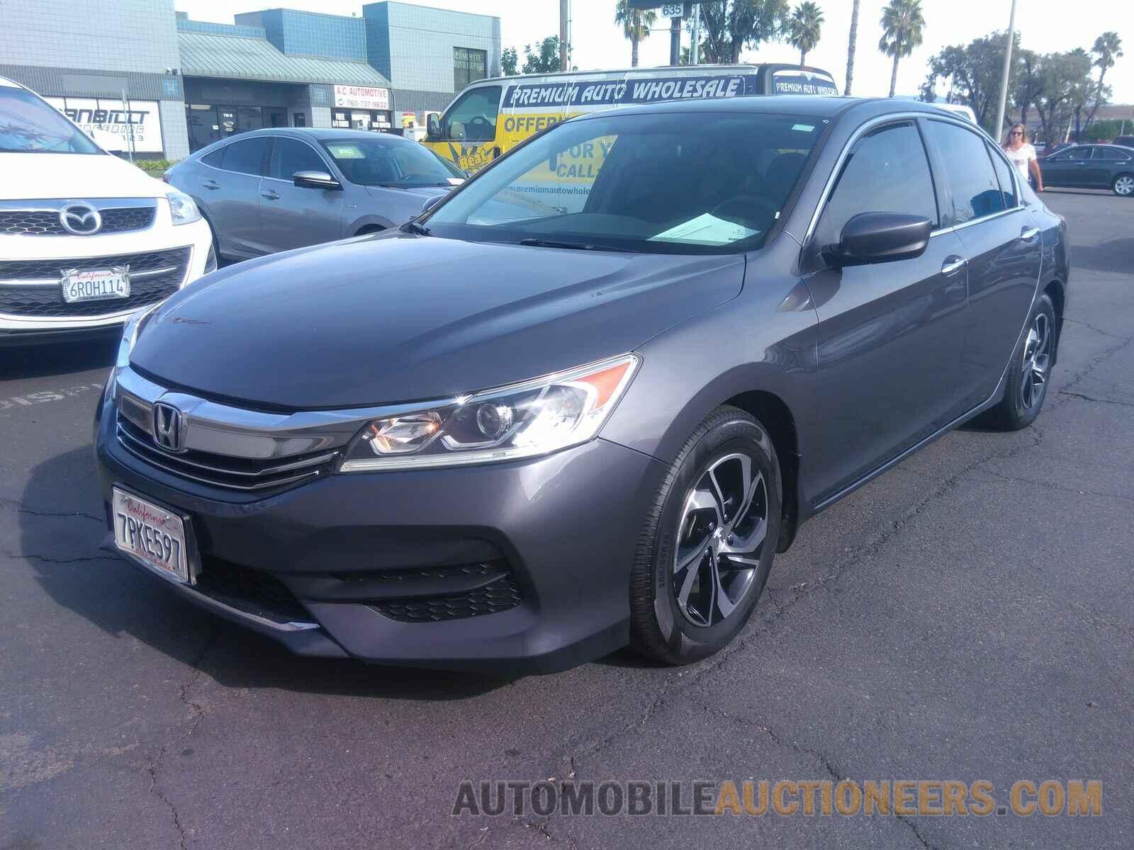 1HGCR2F30GA068000 Honda Accord Sedan 2016