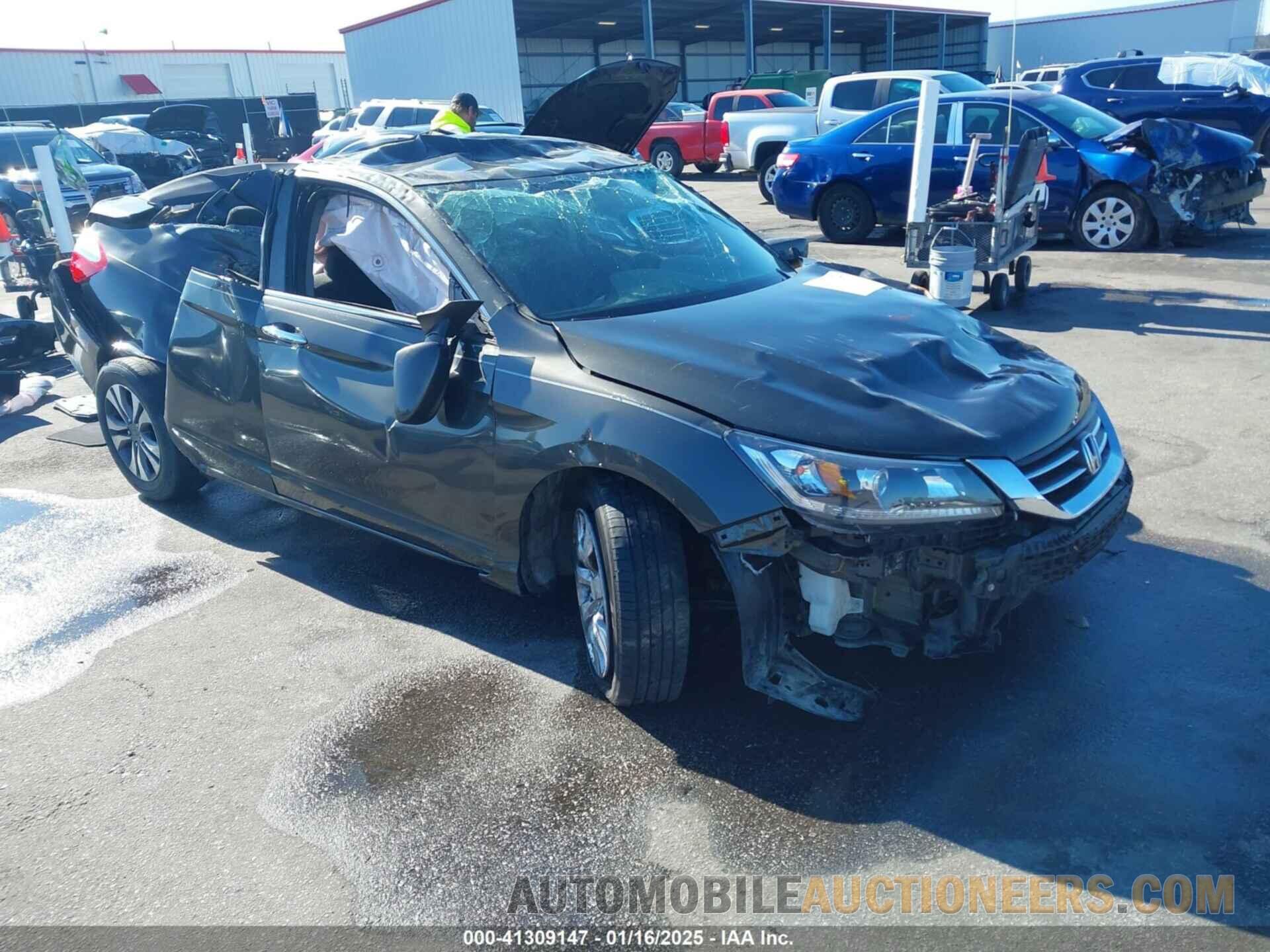 1HGCR2F32DA211170 HONDA ACCORD SDN 2013