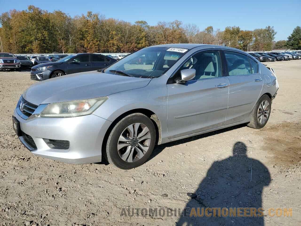 1HGCR2F35DA040723 HONDA ACCORD 2013