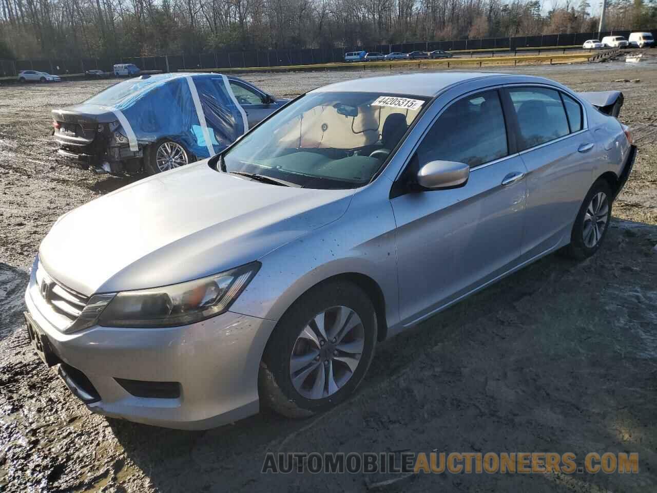 1HGCR2F35DA121639 HONDA ACCORD 2013