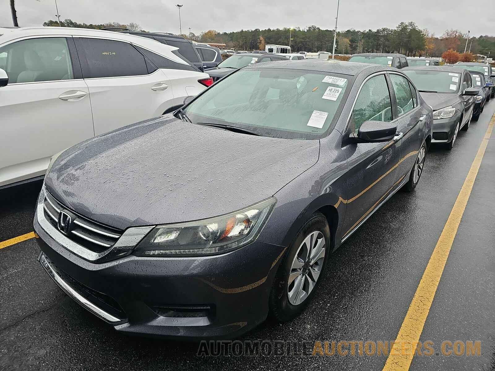 1HGCR2F38FA262417 Honda Accord Sedan 2015