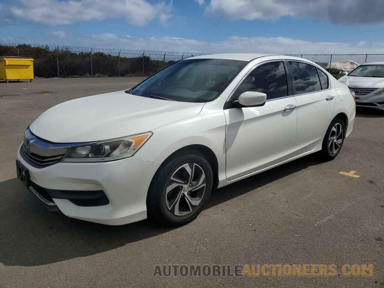 1HGCR2F38HA095303 HONDA ACCORD 2017