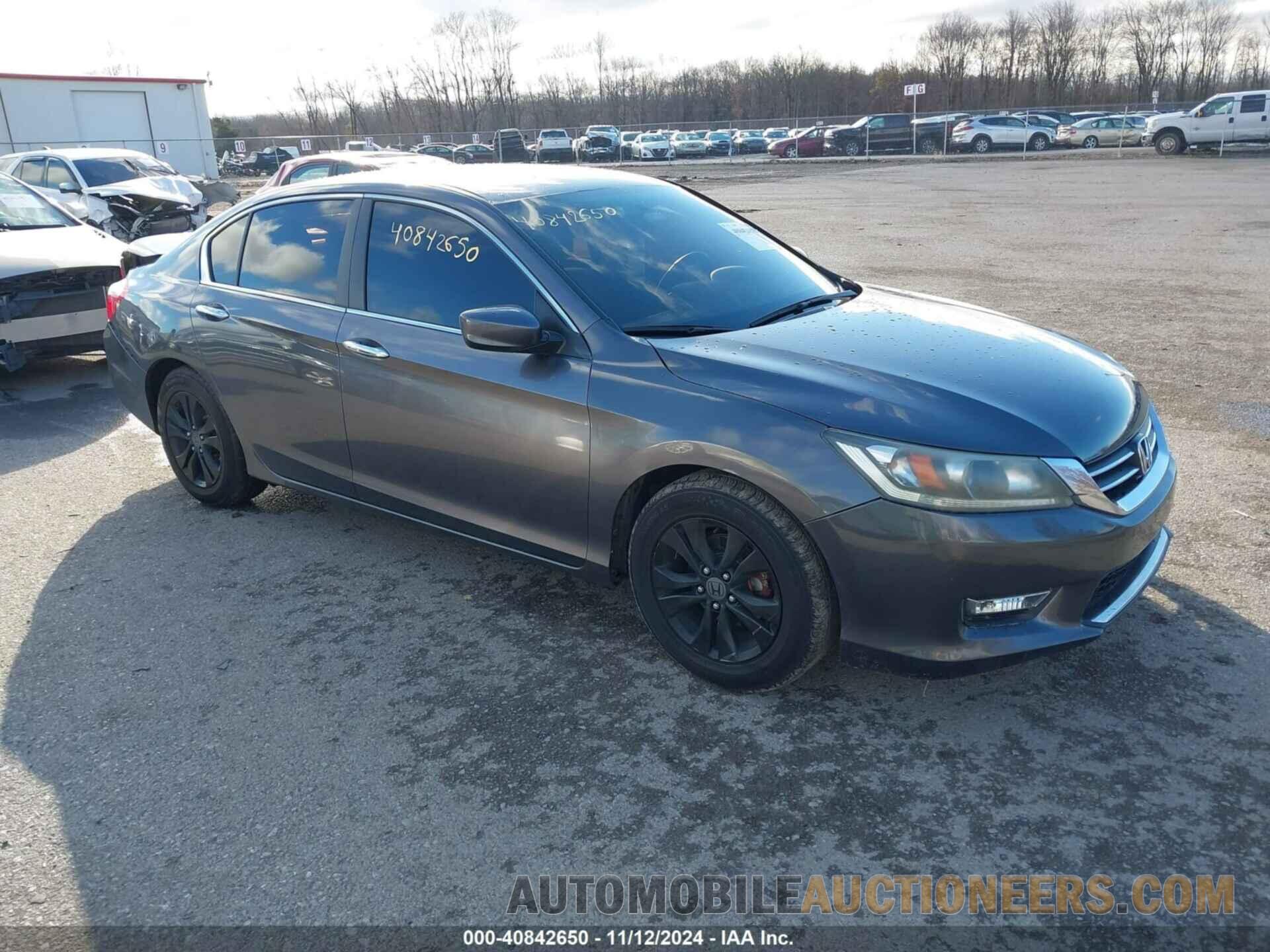 1HGCR2F39DA005375 HONDA ACCORD 2013