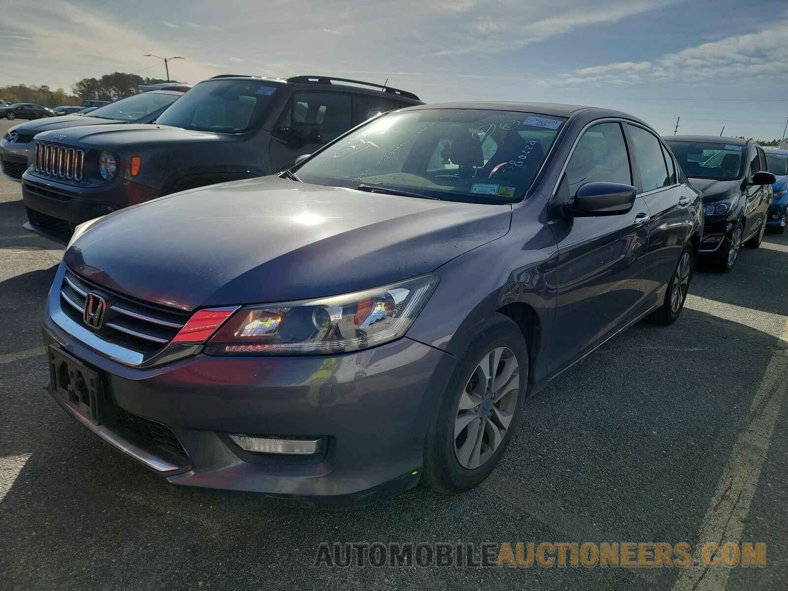 1HGCR2F3XFA080220 Honda Accord Sedan 2015