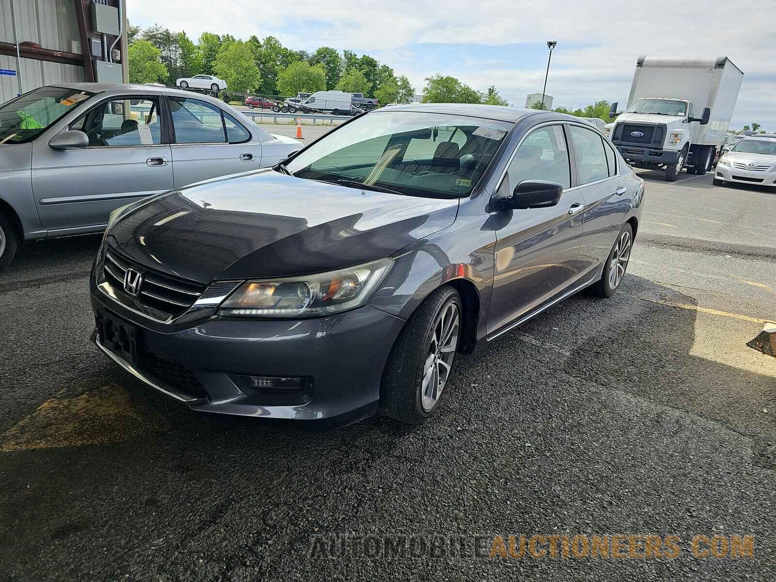 1HGCR2F50FA174740 Honda Accord Sedan 2015