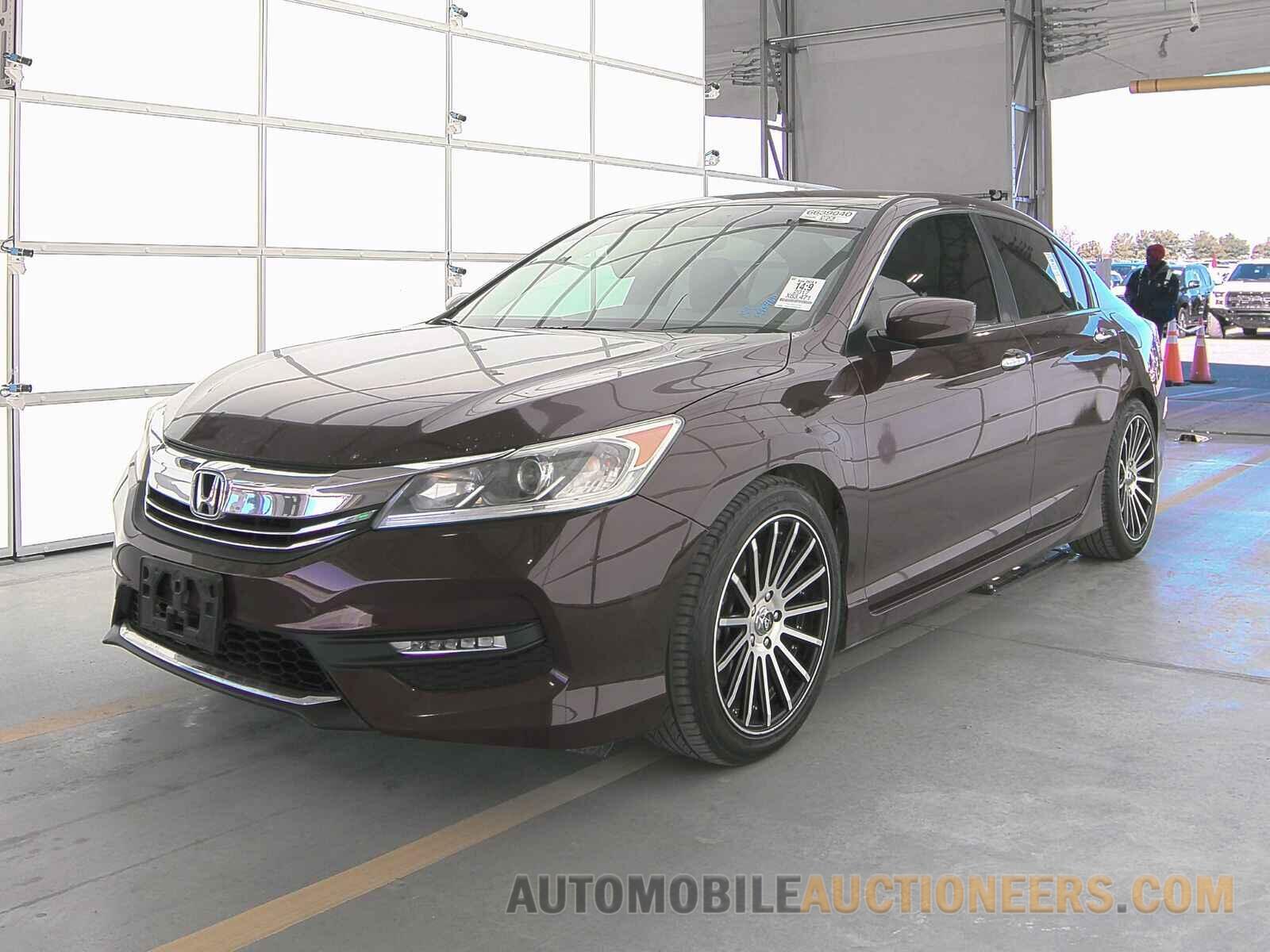 1HGCR2F50HA307256 Honda Accord Sedan 2017