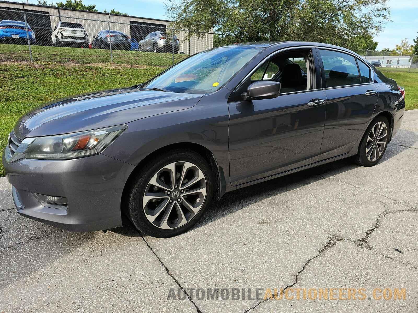 1HGCR2F51FA207311 Honda Accord Sedan 2015