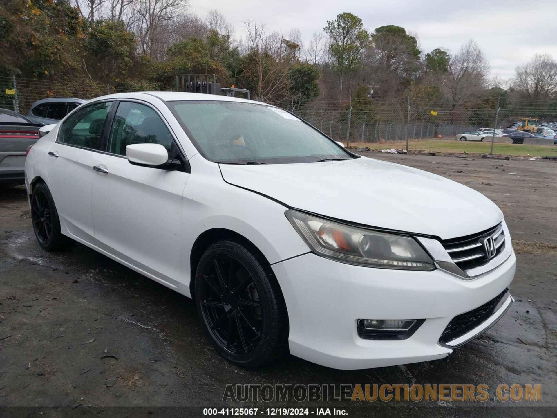 1HGCR2F52DA161596 HONDA ACCORD 2013