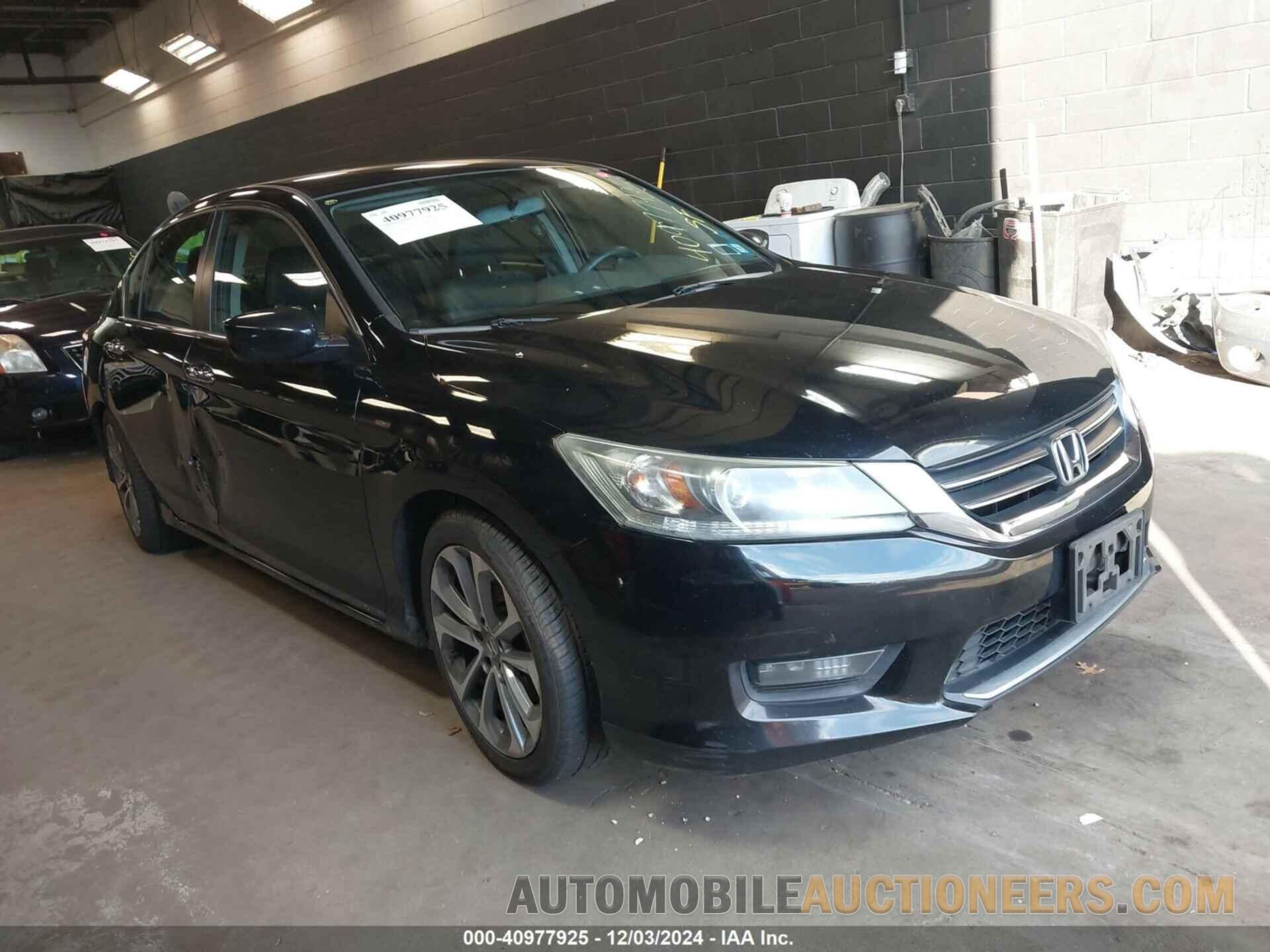 1HGCR2F53EA067521 HONDA ACCORD 2014