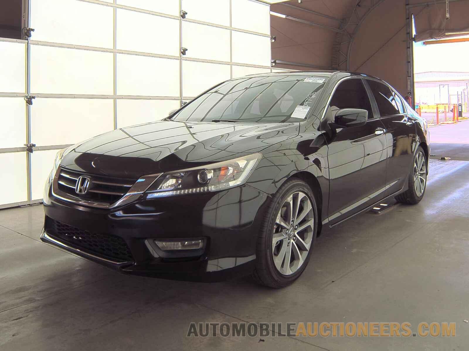 1HGCR2F55FA032321 Honda Accord Sedan 2015