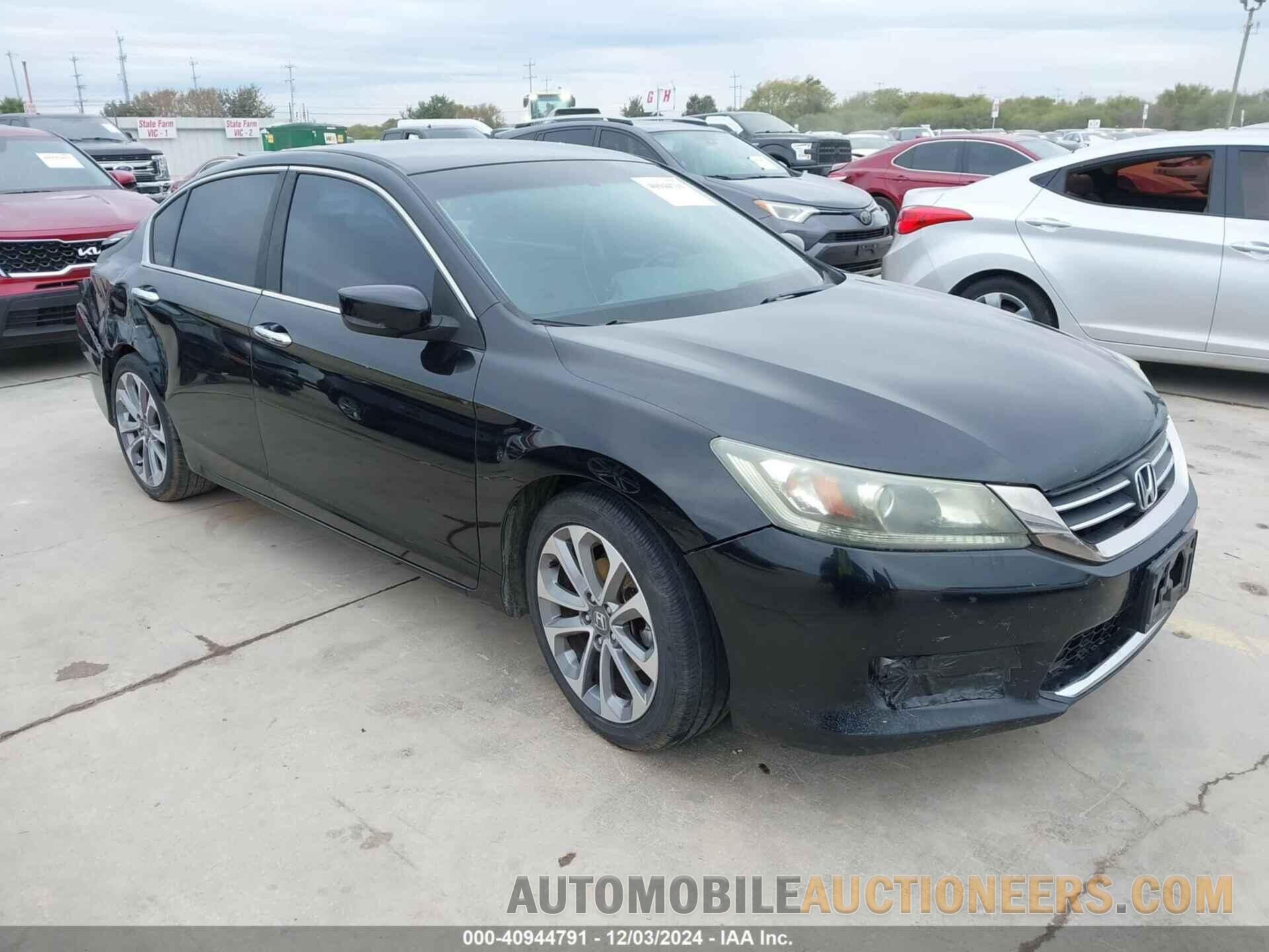 1HGCR2F57DA037937 HONDA ACCORD 2013