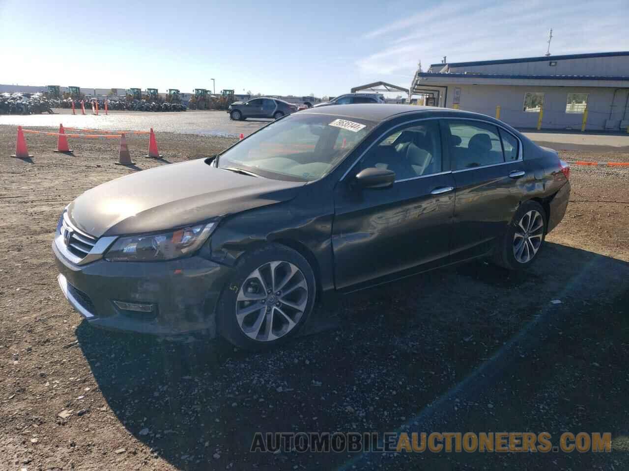 1HGCR2F57DA163165 HONDA ACCORD 2013